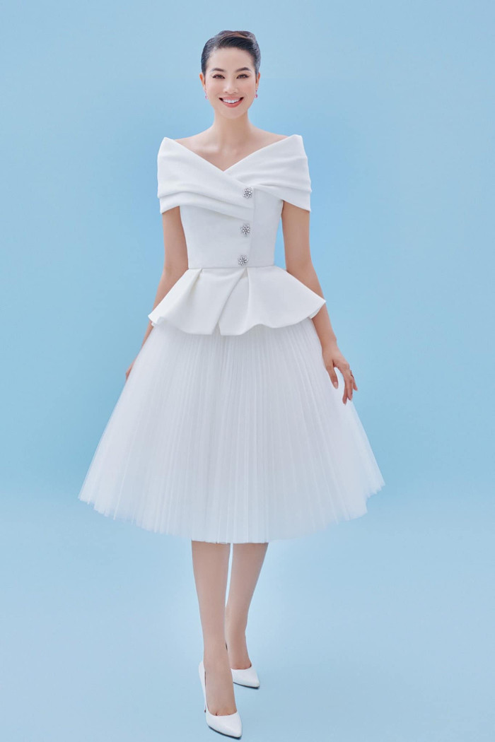 Trên các diễn đàn sắc đẹp, fan Việt vẫn luôn muốn Phạm Hương sẽ comeback về Việt Nam để đảm nhận các vị trí đặc biệc tại các show diễn thời trang nổi tiếng.