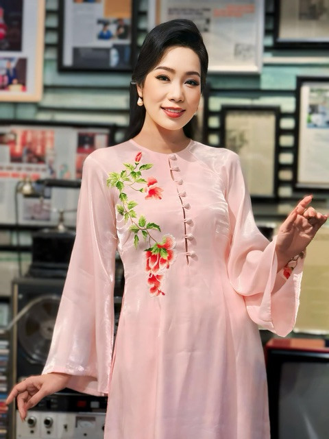 Trịnh Kim Chi từng đạt danh hiệu Á hậu 2 của cuộc thi Hoa hậu Việt Nam tổ chức năm 1994.