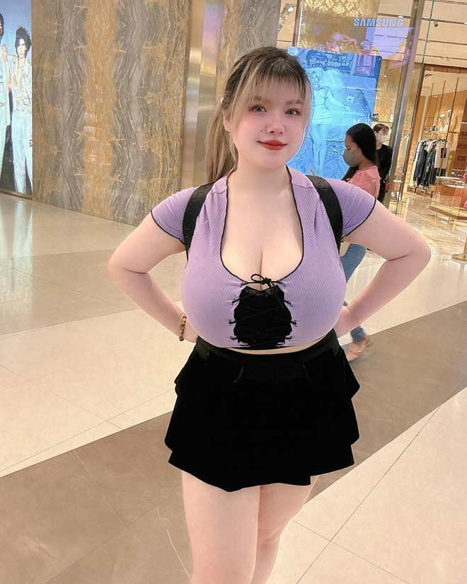 Cô nàng từng phẫu thuật thu nhỏ vòng 1