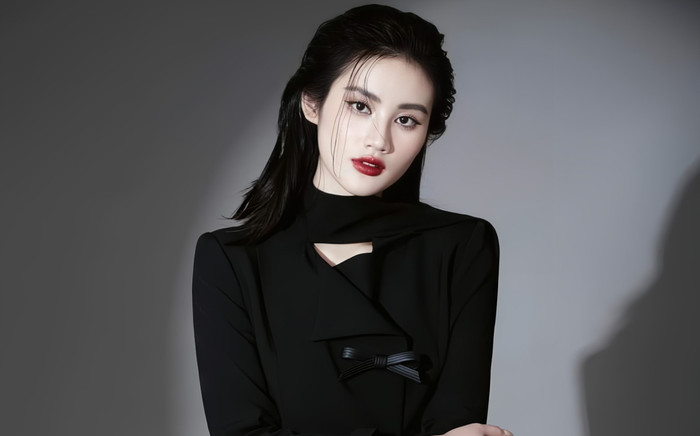 Hoa hậu Ý Nhi sang Trung Quốc thi Miss World 2025? Ảnh 2