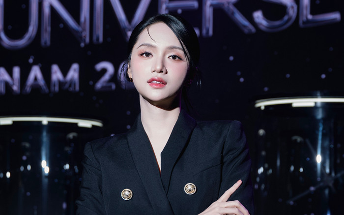 Cùng là nhà sản xuất, Hương Giang 'hỏi xoáy đáp xoay' Dược sĩ Tiến tại họp báo MUVN Ảnh 2