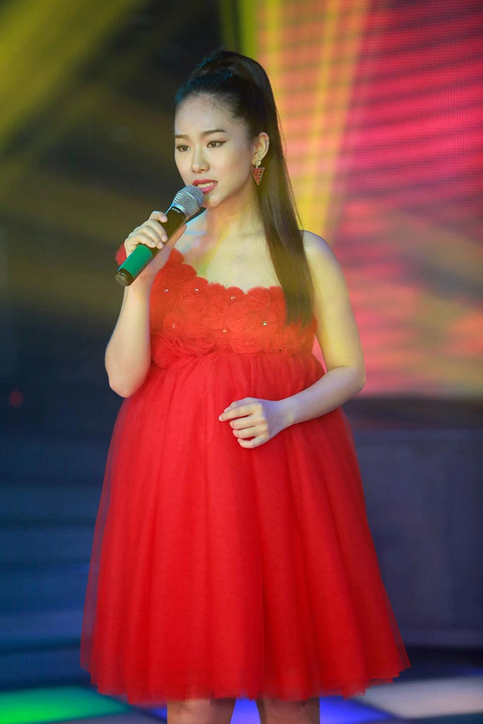 Nữ ca sĩ Việt phải tạm dừng sự nghiệp vì bị bỏng nặng, nay đắt show ca hát khi trở lại Ảnh 3