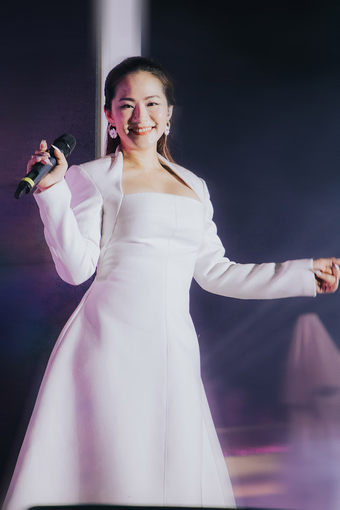Nữ ca sĩ Việt phải tạm dừng sự nghiệp vì bị bỏng nặng, nay đắt show ca hát khi trở lại Ảnh 4