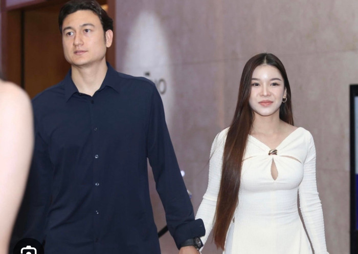 Cả 2 được nhận xét cực xứng đôi.