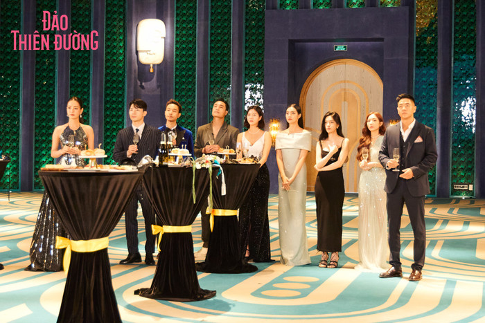 Dàn người chơi chất lượng với visual '10 điểm không có nhưng'.