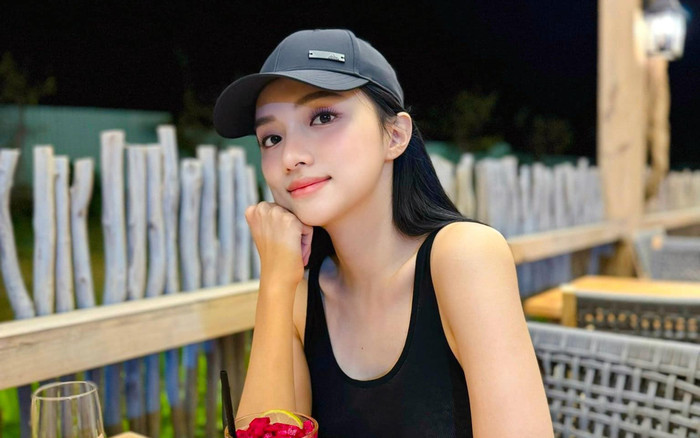 Hoa hậu Hương Giang lại can thiệp thẩm mỹ dù đẹp tựa nữ thần Ảnh 2