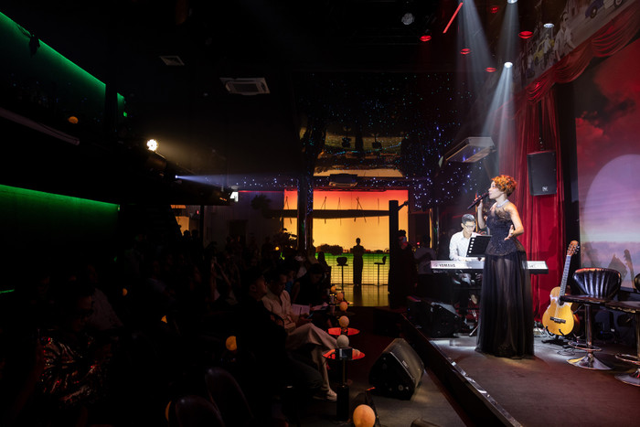 Đen lần đầu kết hợp diva Hà Trần Ảnh 4