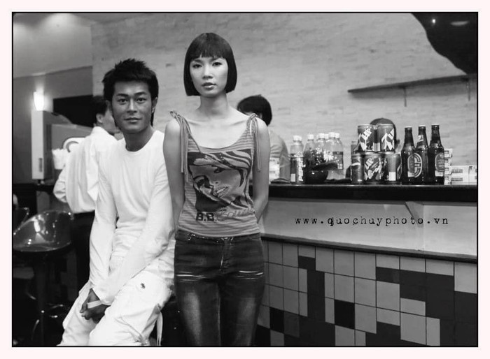 Siêu mẫu Xuân Lan từng có cơ hội chụp ảnh cùng Ảnh đế Hong Kong - Cổ Thiên Lạc. Ảnh FBNV