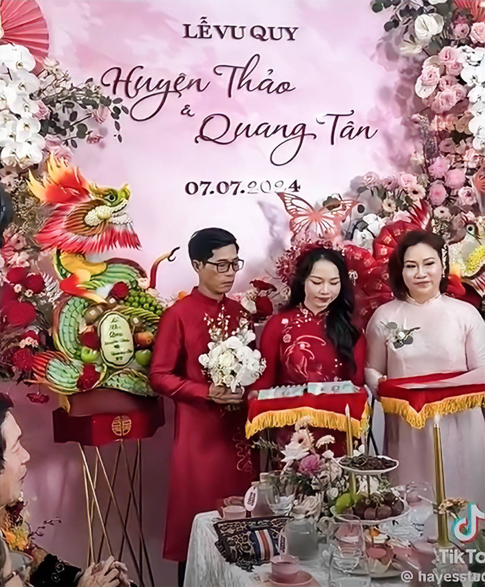 Cặp đôi nhận của hồi môn khủng