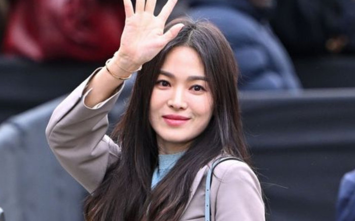 Danh tính người tình lâu năm của Song Hye Kyo lộ diện, có gì mà khiến Song Joong Ki cũng phải ghen? Ảnh 2