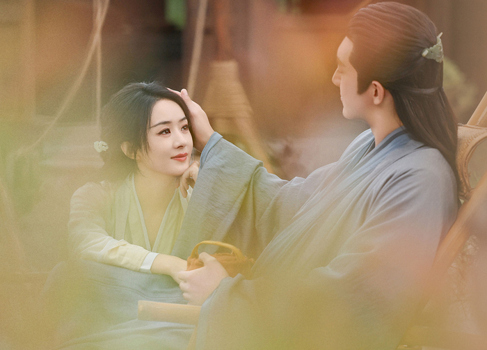 Triệu Lệ Dĩnh và Lâm Canh Tân vừa có màn song kiếm hợp bích đầy ăn ý ở Dữ Phượng Hành khiến cõi mạng bùng nổ. 