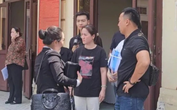 Con gái và em gái cố NSƯT Vũ Linh nói gì trong phiên toà hoà giải tranh chấp tài sản? Ảnh 2