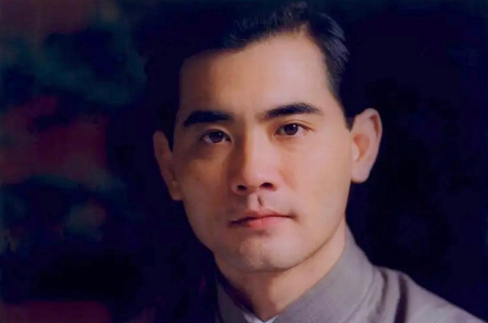 Nhan sắc này đã từng khiến biết bao thiếu nữ say mê.