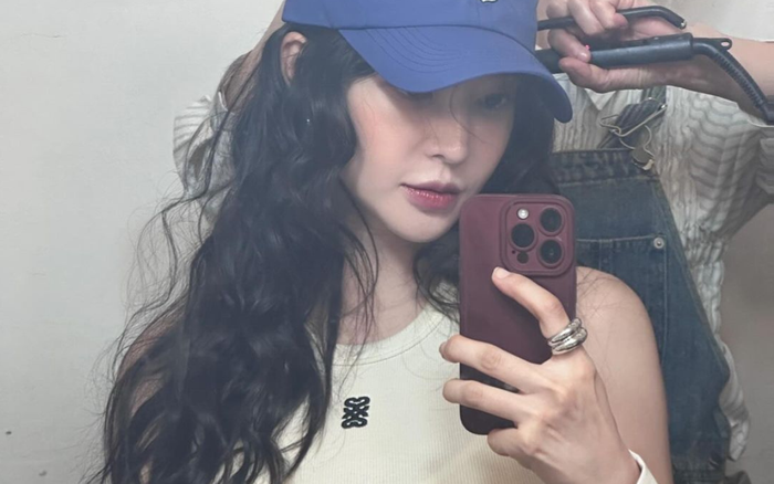 Xuyên suốt quá trình mang thai, nữ ca sĩ đều toả ra nguồn năng lượng tích cực. Ảnh: Instagram yunjeekim