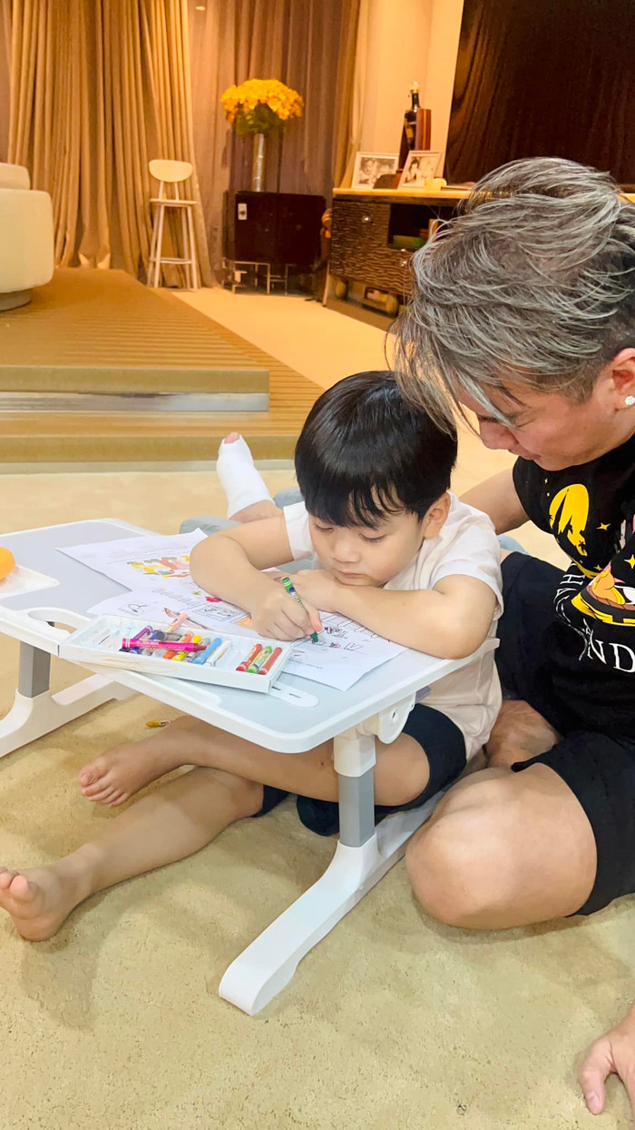 Đàm Vĩnh Hưng hết lòng yêu thương con trai Polo.