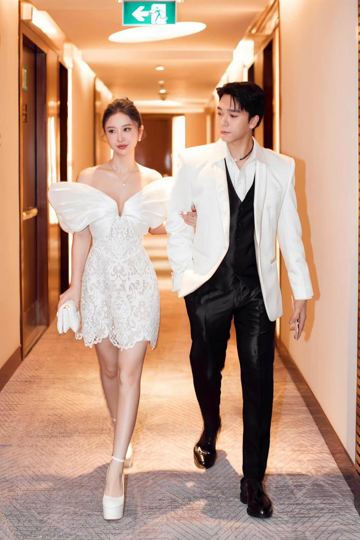 Cặp đôi xuất hiện tin đồn hẹn hò từ năm 2019.