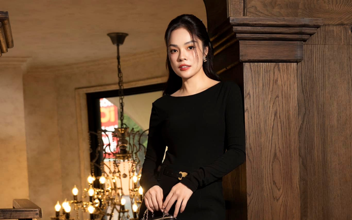 Dương Cẩm Lynh luôn khoe diện mạo tươi tắn, tràn đầy sức sống trước khi bị ngộ độc. Ảnh: FBNV