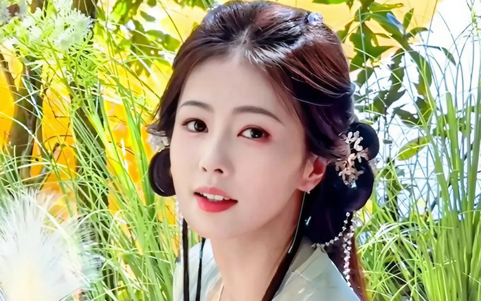 Không phải Bạch Lộc, đây mới là 'gà cưng' xuất sắc nhất của Vu Chính Ảnh 2