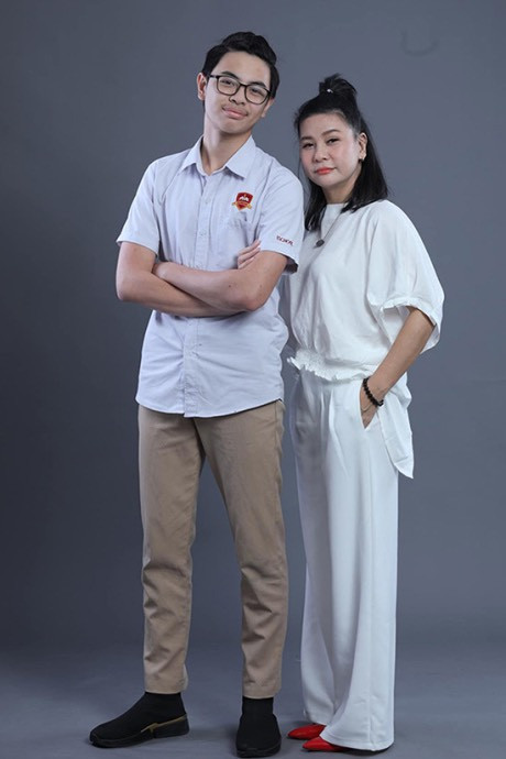 Bé Bom là con trai của Cát Phượng và Thái Hoà.