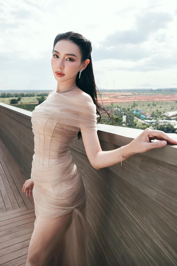 Thành công của Thùy Tiên là 'cái bóng' khá lớn cho những người đẹp đăng quang Miss Grand Vietnam.
