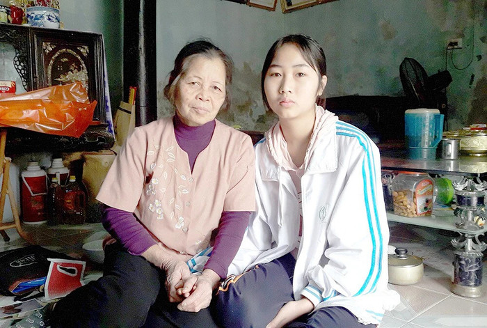 Bà Bình và Thương - cháu gái không cùng máu mủ