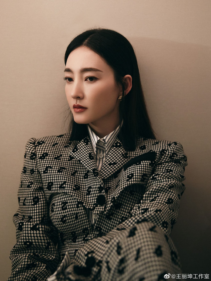 Tại tòa chồng của Vương Lệ Khôn đã thừa nhận chuyện dùng tiền bẩn để đi mua dâm