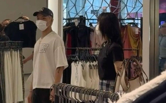 Miu Lê bị tóm dính hẹn hò nam rapper ở trung tâm thương mại? Ảnh 2