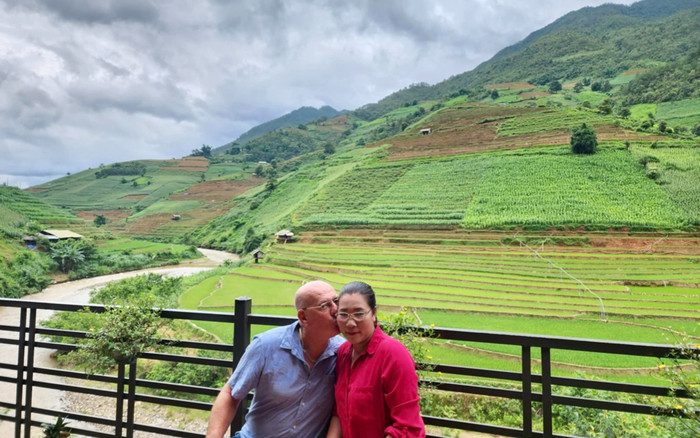 Bán hết tài sản ở Pháp, người đàn ông sang Việt Nam lên núi ở vì phải lòng bà mẹ đơn thân Ảnh 2