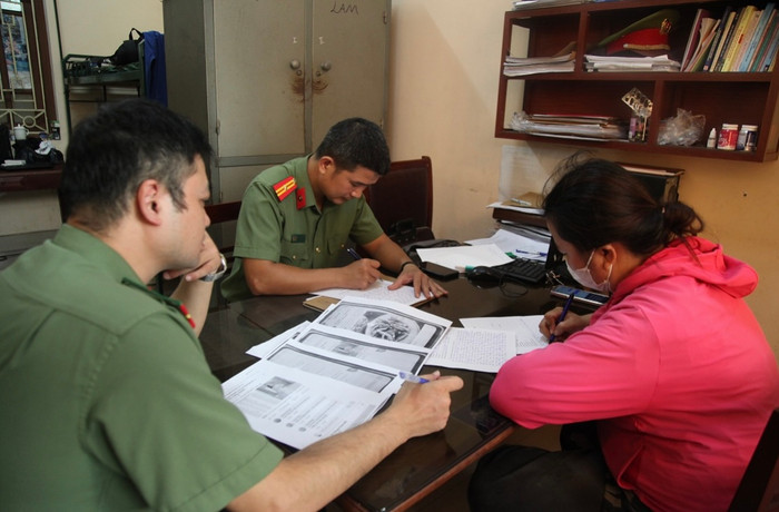 Cơ quan chức năng xử phạt người có hành vi lan truyền tin đồn không đúng sự thật.