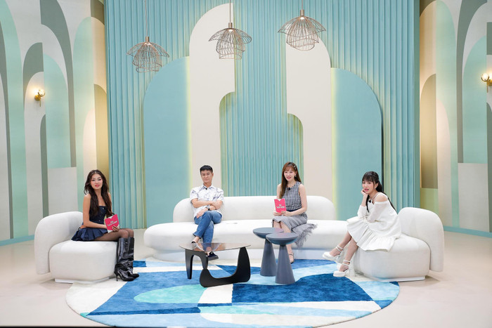 Hari Won nhận xét về buổi hẹn hò của Hà An Huy và Hooyeon: “Huy thì thích bạn kia, mà bạn kia chưa đáp ứng được, nhưng mà Huy cần có thêm một chút xíu gì đó. Mà nói chung là hai bạn này dễ thương, Huy và Hooyeon cũng hướng nội. Mình thấy uổng xíu vì thích cặp này lắm”.