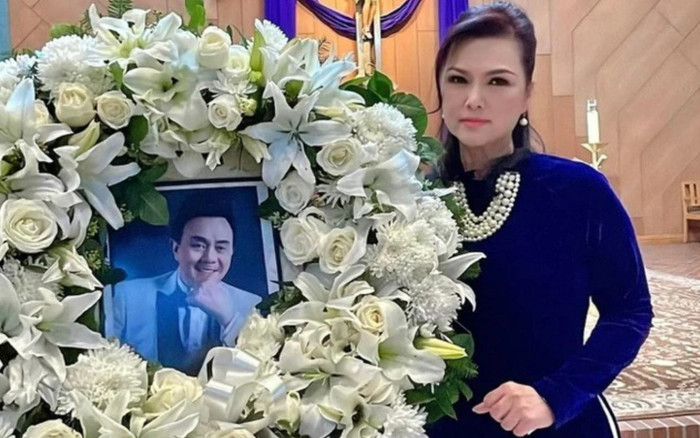 Bà xã cố nghệ sĩ Chí Tài thăm mộ chồng cuối tuần, vẫn nặng tình phu thê Ảnh 2