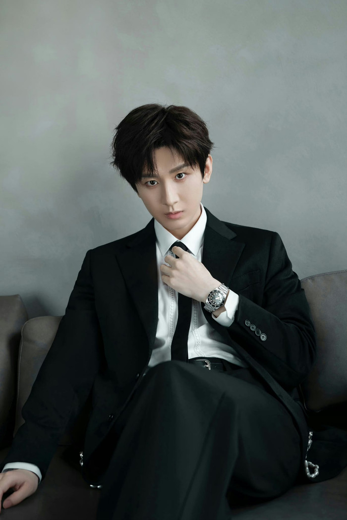 4 đỉnh lưu nam của Cbiz: Ai có thể ngang hàng với Tiêu Chiến, Vương Nhất Bác? Ảnh 4