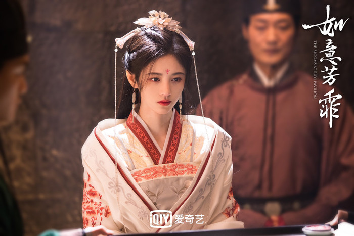 10 mỹ nhân cổ trang đẹp nhất màn ảnh Hoa ngữ: Lưu Diệc Phi xếp sau "bản sao" Ảnh 7