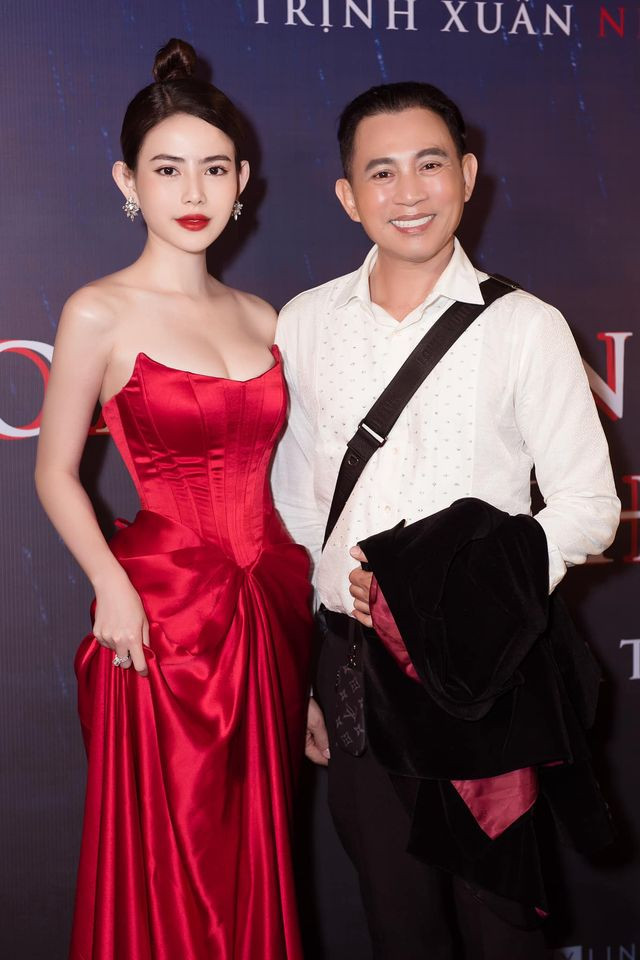 Thủy Tiên và bố là diễn viên Hữu Tiến.