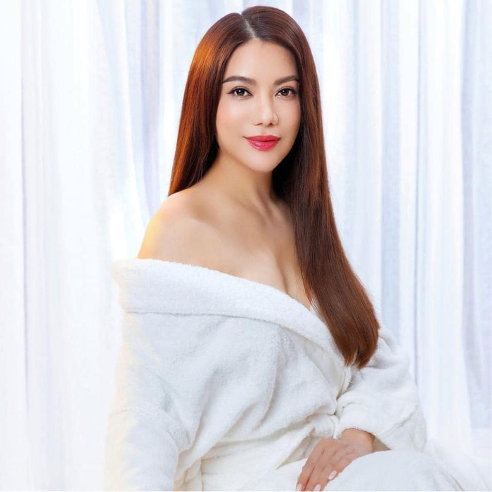 Trương Ngọc Ánh hạnh phúc vì 'người đặc biệt' luôn làm điều ngọt ngào vào cuối tuần. Ảnh FBNV