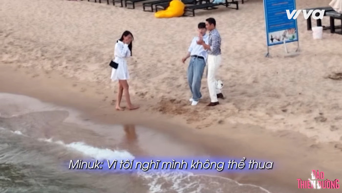 Bùi Khánh Linh cười không ngớt trước màn tương tác giữa Minuk và Mạnh Kiên