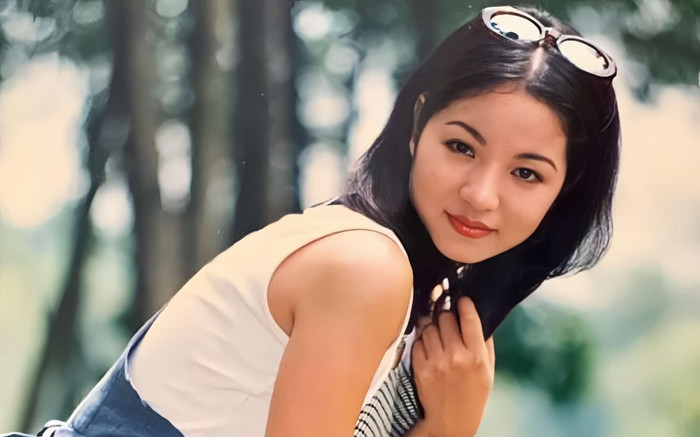 Nữ diễn viên Việt bị hải quan nước ngoài giữ lại, liên quan việc ngủ trên máy bay Ảnh 2