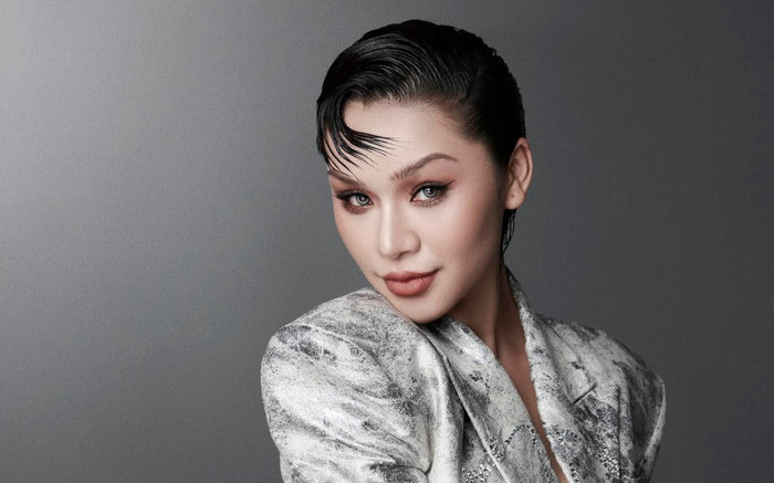 Nữ người mẫu xin lỗi vì sử dụng hàng nhái trên show thực tế Ảnh 2