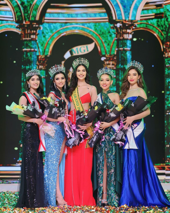 Rachel Gupta trong khoảnh khắc đăng quang Miss Grand India 2024. 