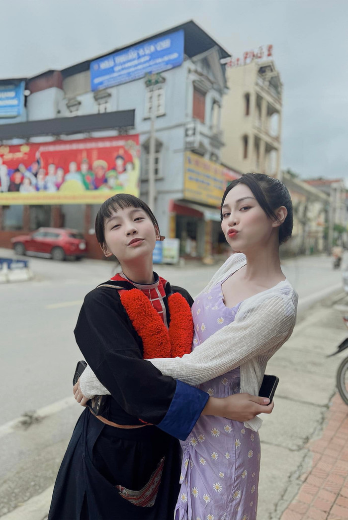 Mota Nguyễn đọ sắc nữ chính Thu Hà Ceri.