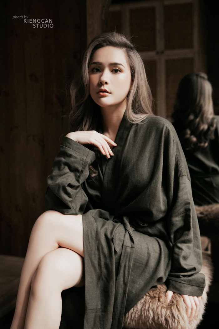 Gần đây, Đoàn Di Băng thông báo mất con thứ 4 khiến nhiều người chạnh lòng, gửi lời an ủi. 