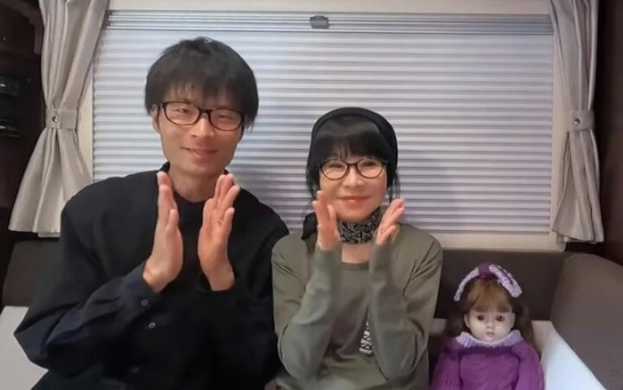 Hẹn hò suốt 7 năm, trước ngày cưới người vợ tiết lộ hơn mình 25 tuổi khiến chồng cực sốc Ảnh 2