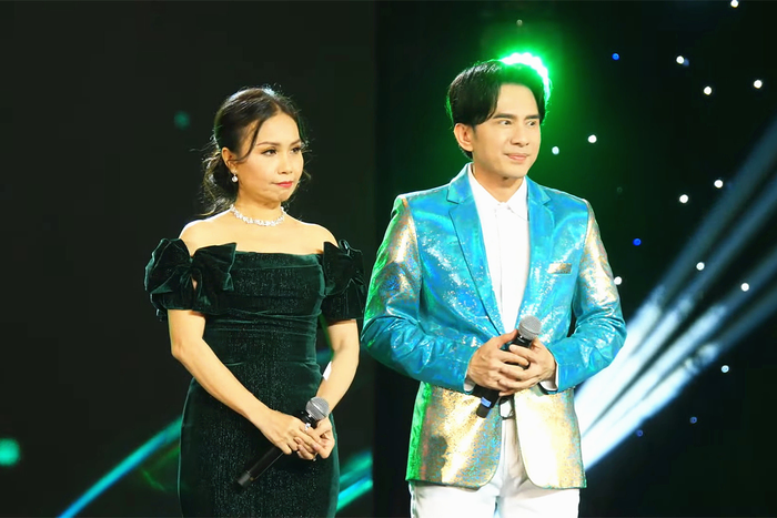 Cả hai từng khuấy đảo mạng xã hội khi mang đến 'top hit' tại Làn Sóng Xanh 2022.