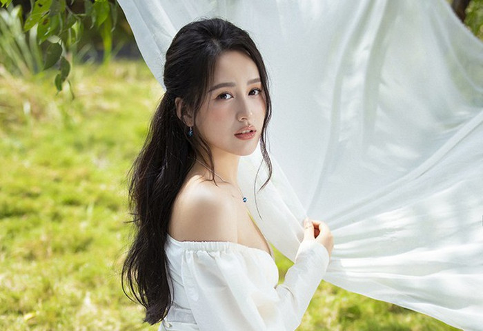 Bạn trai của Mai Phương Thúy là một doanh nhân siêu giàu, có thể hỗ trợ cô về mặt kinh tế.