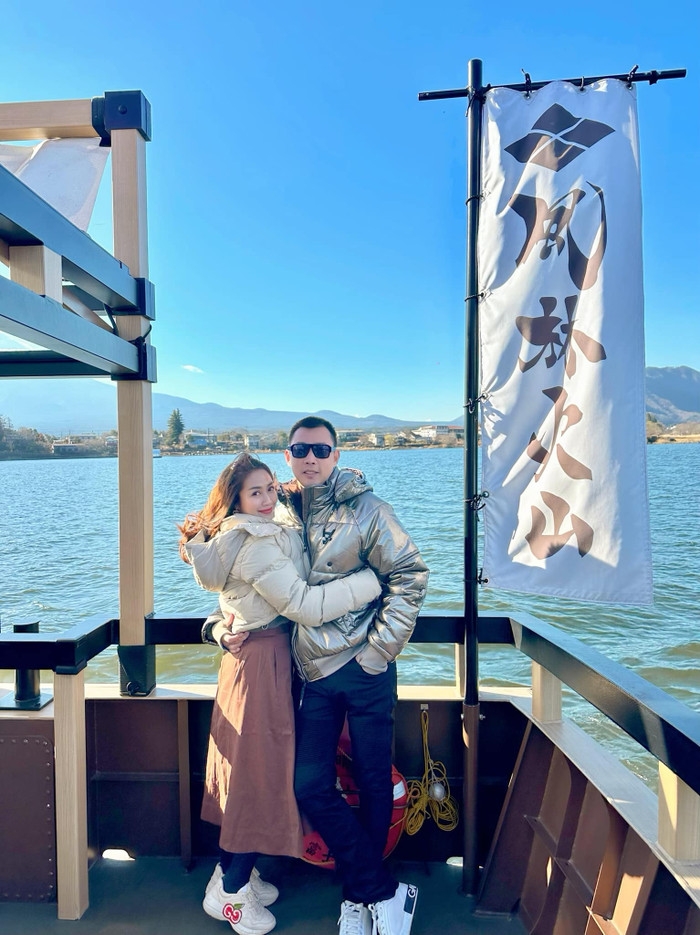 Hôn nhân gần 2 thập kỉ của Ốc Thanh Vân và Trí Rùa khiến nhiều người ngưỡng mộ.