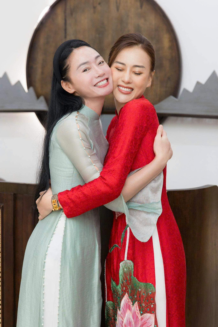 Quách Thu Phương và Phương Oanh có mối quan hệ thân thiết.