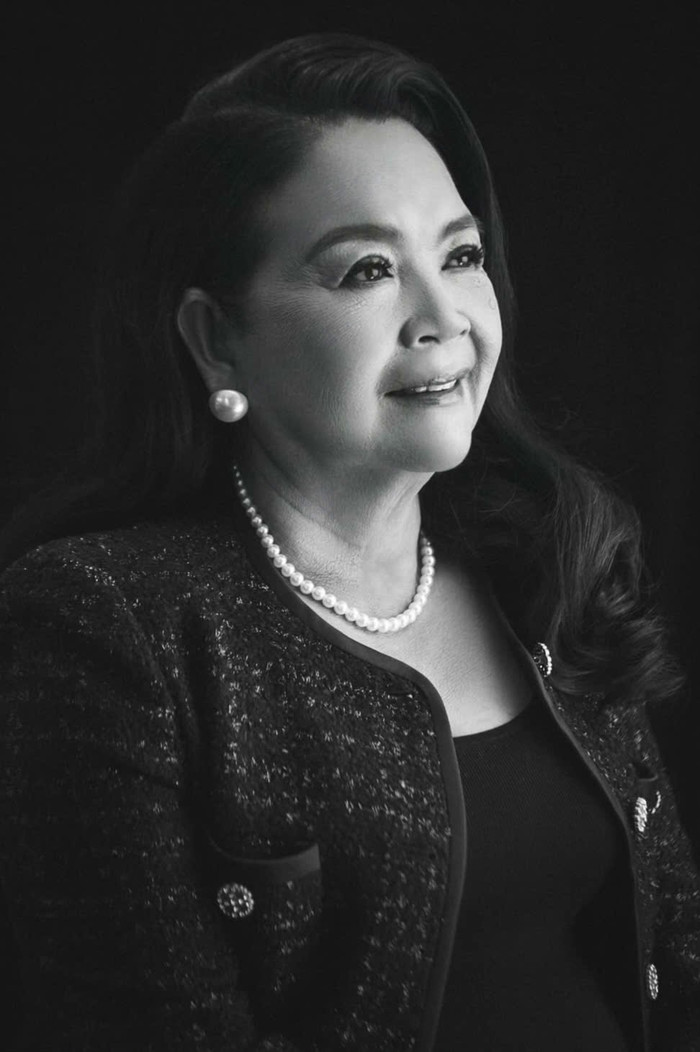 Mẹ Ngọc Châu qua đời vì tai nạn.