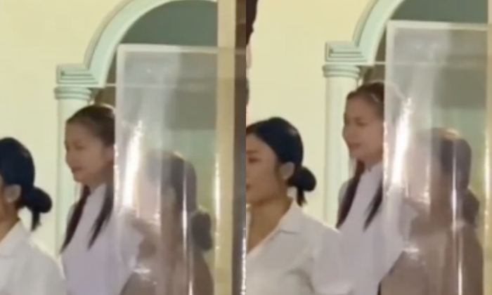 Cô bật khóc nức nở khi nhìn mặt mẹ lần cuối. 