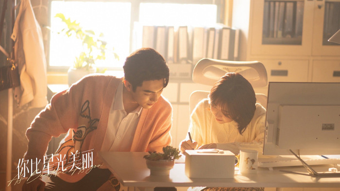 Em Đẹp Hơn Cả Ánh Sao do Hứa Khải - Đàm Tùng Vận chủ diễn vượt xa mong đợi của khán giả. 