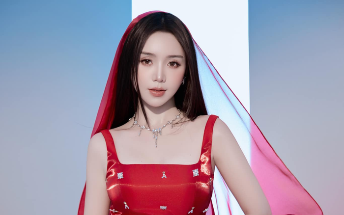 Quỳnh Kool vẫn chăm chỉ thực hiện những bộ ảnh chỉ chu để chiêu đãi người hâm mộ. Ảnh: FBNV